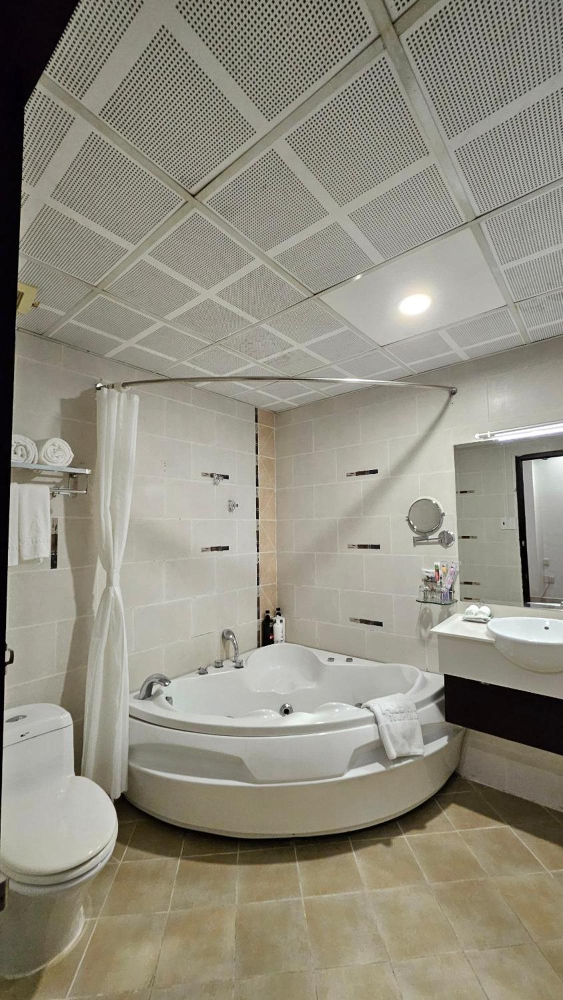 A25 - 20 Bùi Thị Xuân Hotel