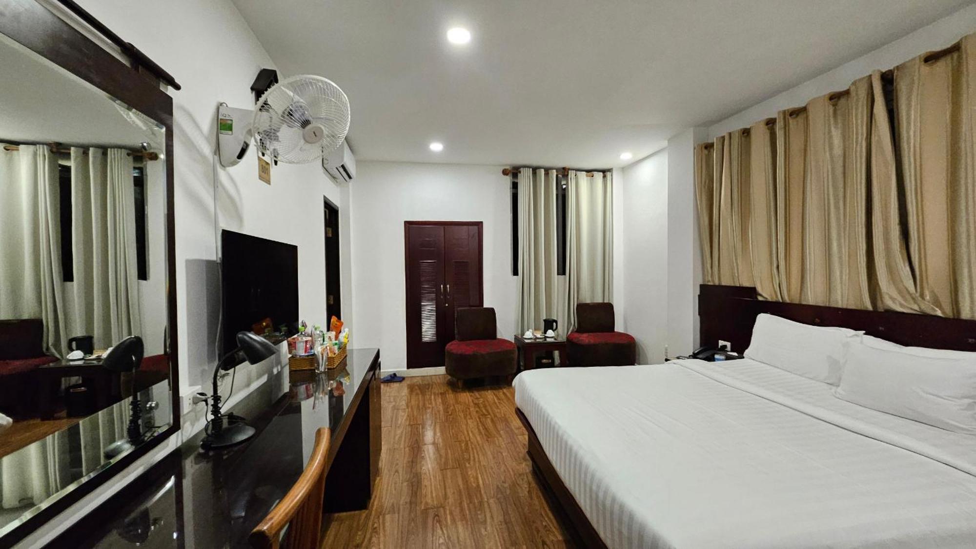 Hotel A25 - 20 Bùi Thị Xuân